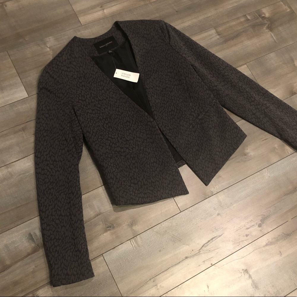 nwt banana leopard blazer